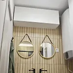 Luxury Boutique 2-bedroom Downtown Апартаменты Бургас