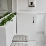 Luxury Boutique 2-bedroom Downtown