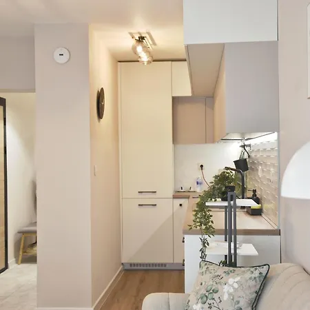 Luxury Boutique 2-bedroom Downtown * בורגאס