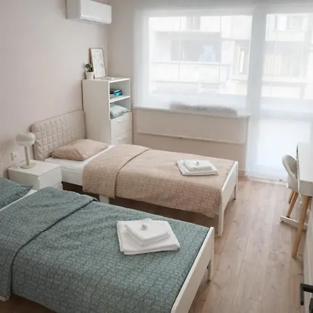 דירה Luxury Boutique 2-bedroom Downtown