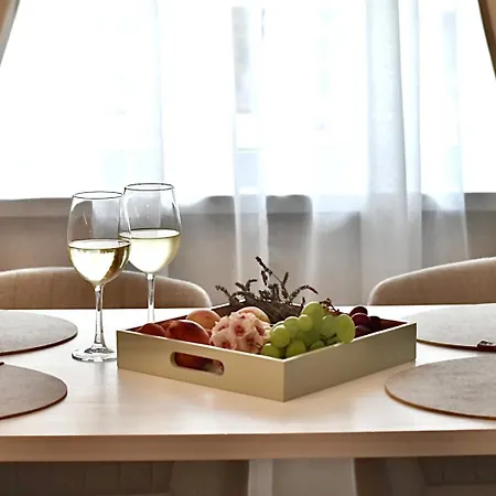 Luxury Boutique 2-bedroom Downtown דירה