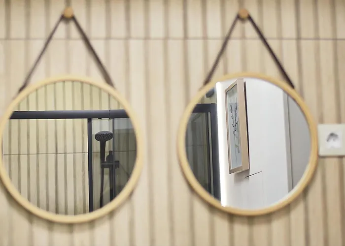 Apartment Boutique 2-bedroom Downtown