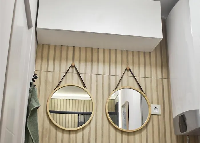 Boutique 2-bedroom Downtown Apartment Burgas